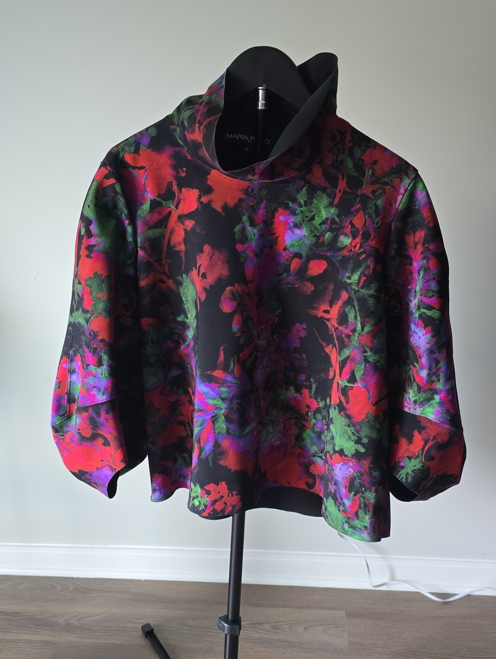 Maria Pinto Maki Floral Black Mock-Neck Women's Top S